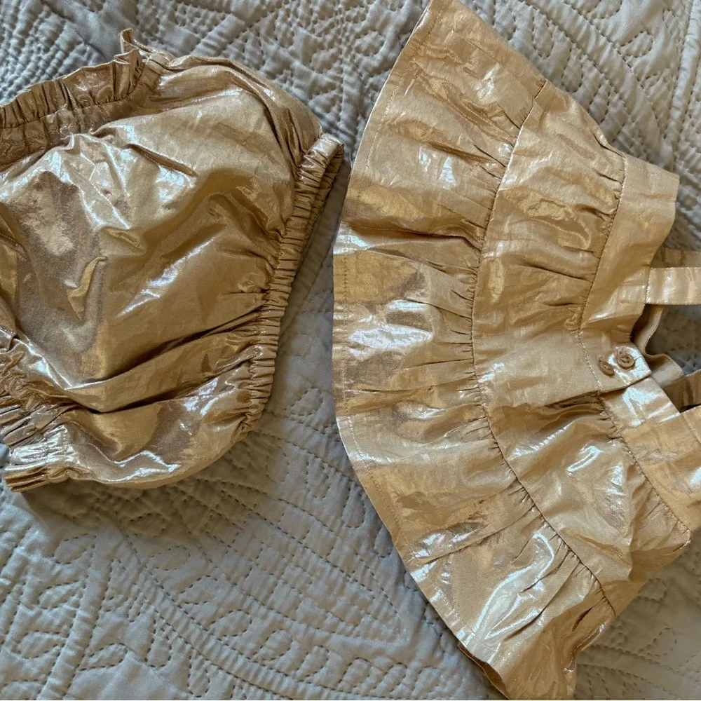 Baby GAP Gold Ruffled Kids Outfit